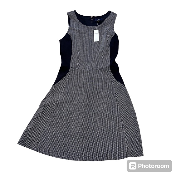 NWT Gap Women's Black White Tweed Sleeveless Dress Size 4 Cotton - Picture 1 of 9